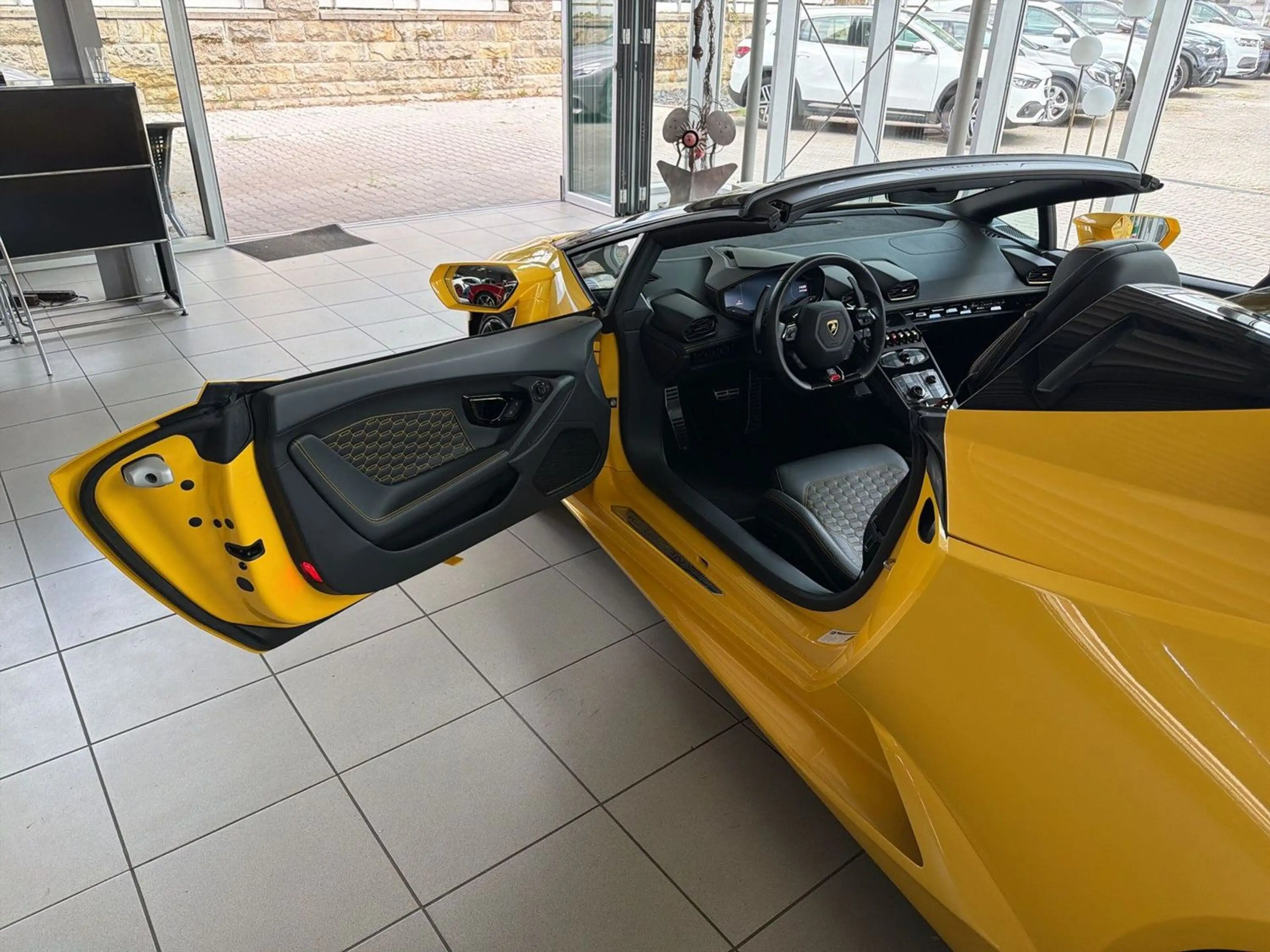 Lamborghini Huracán SPYDER 1Hd LIFT CARBONBREMSE LED — photo 5
