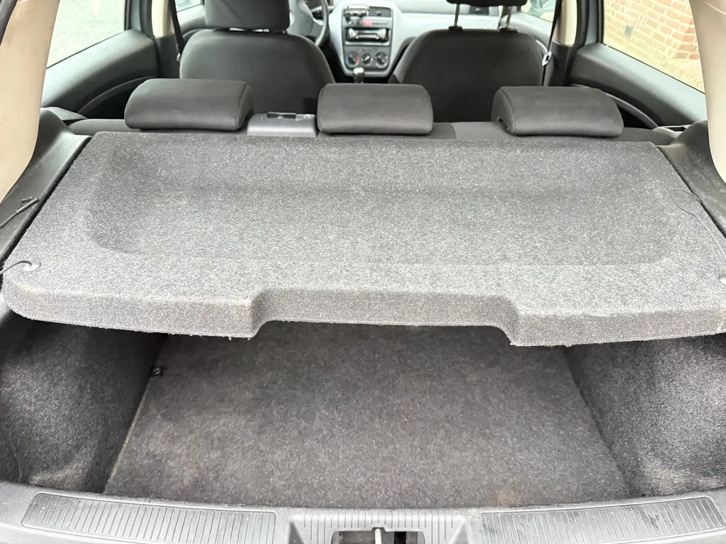 Fiat Punto Punto 1.2 Dynamic Grijs - 2