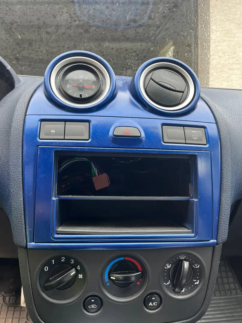 Ford Fiesta 2.0 ST Blau - 2