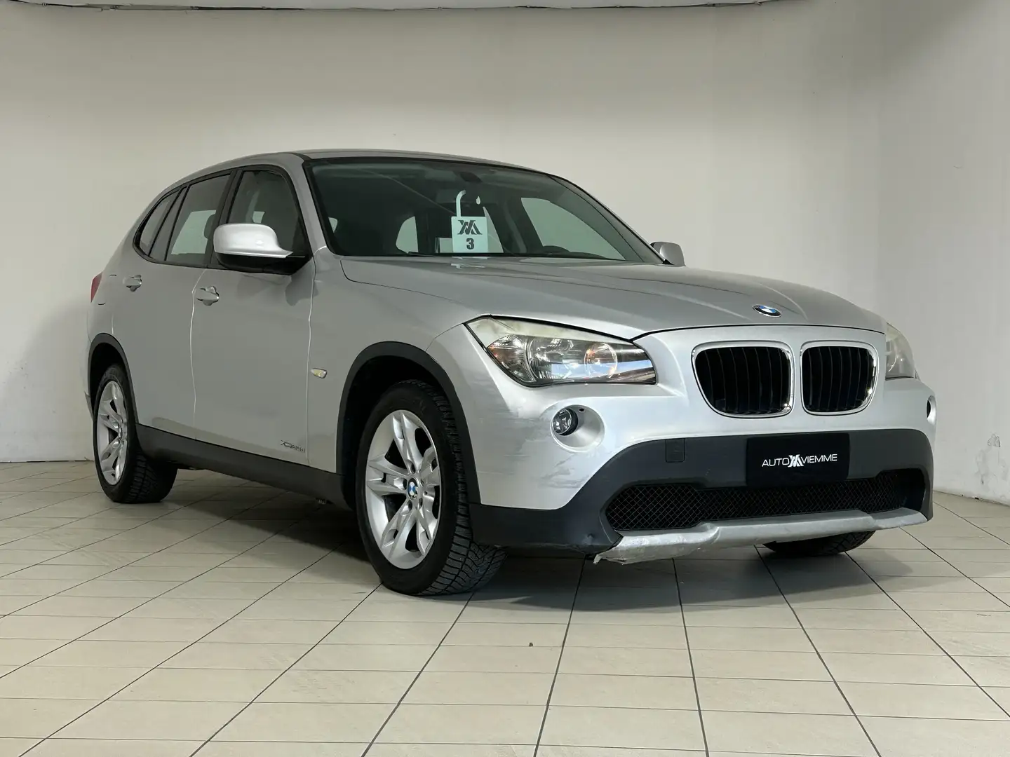 BMW X1 xdrive20d Futura vista e piaciuta Grigio - 1