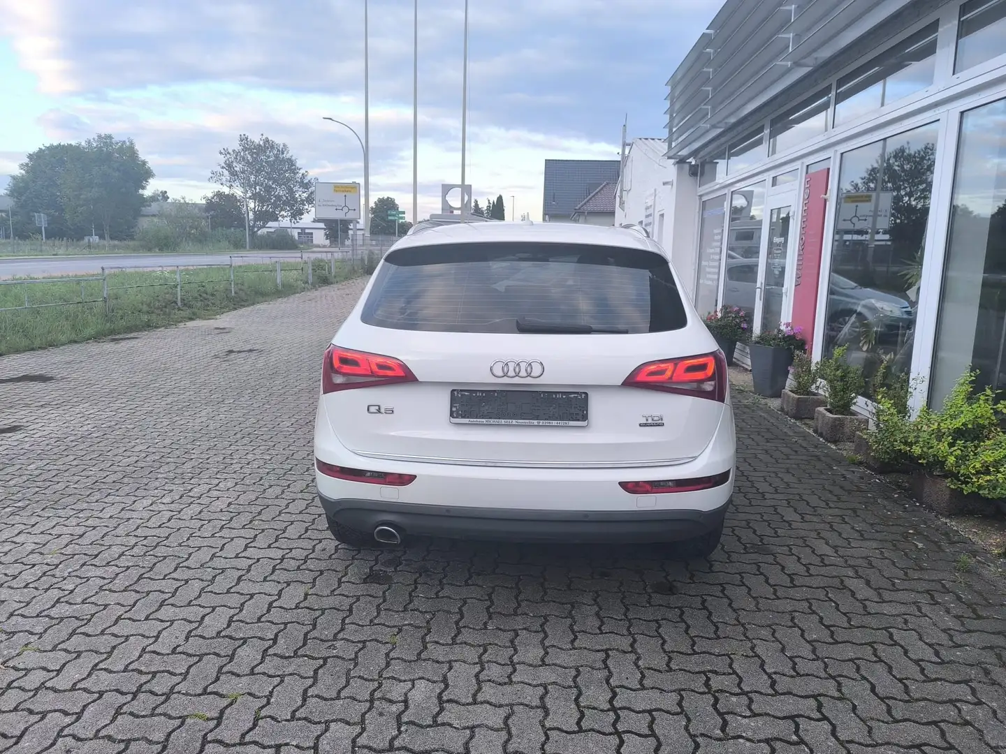 Audi Q5 2.0 TDI clean diesel/ultra (110 kW) quattro Weiß - 2