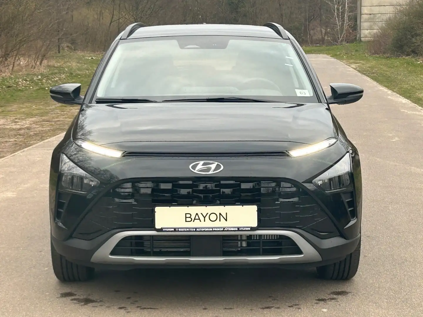 Hyundai BAYON 1.0 T-GDI 48V Prime *Navi*Kamera*LED*BOSE* Schwarz - 2