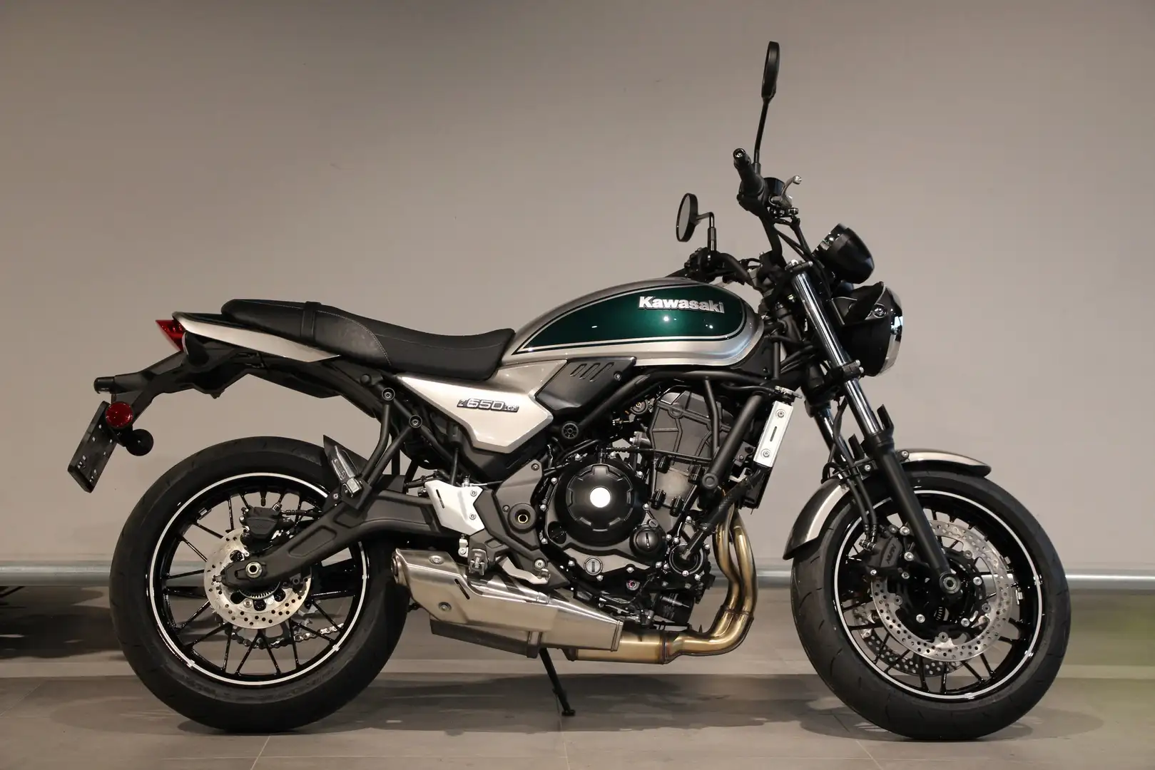 Kawasaki Z 650 RS Černá - 1