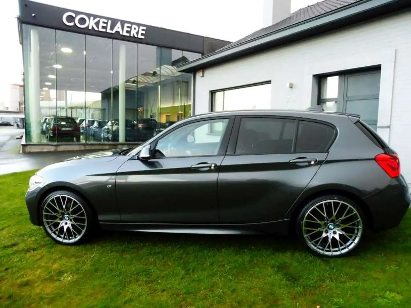 BMW 118 d M Sport LED/Navi/PDC/AutAirco/Bluetooth/USB/19"M - 2
