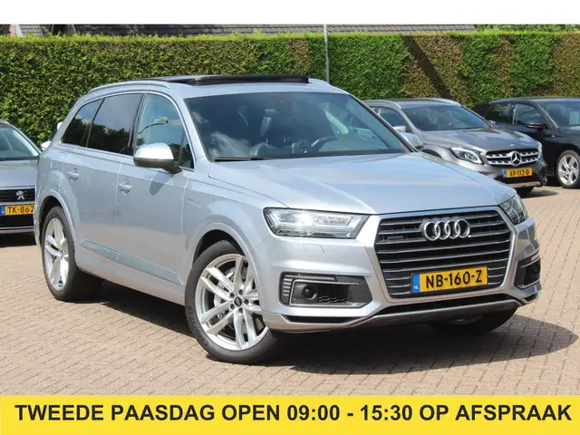Audi Q7 e-tron 3.0 TDI quattro Sport / Trekhaak / Panoramadak / C
