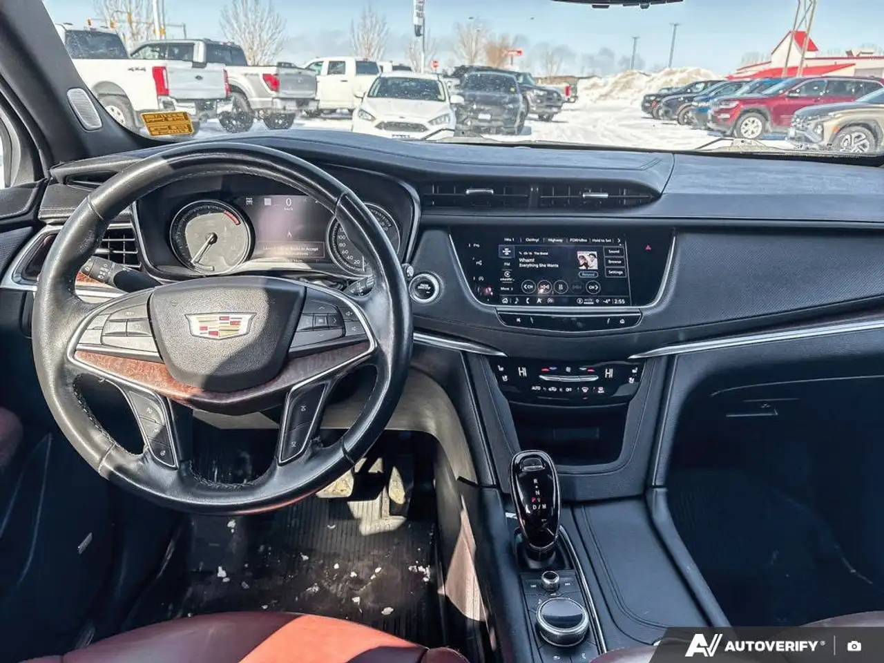 Cadillac XT5 снимка Cadillac XT5
