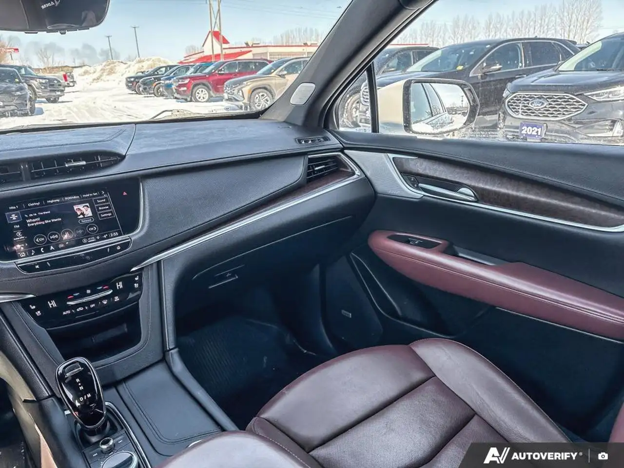 Cadillac XT5 снимка Cadillac XT5