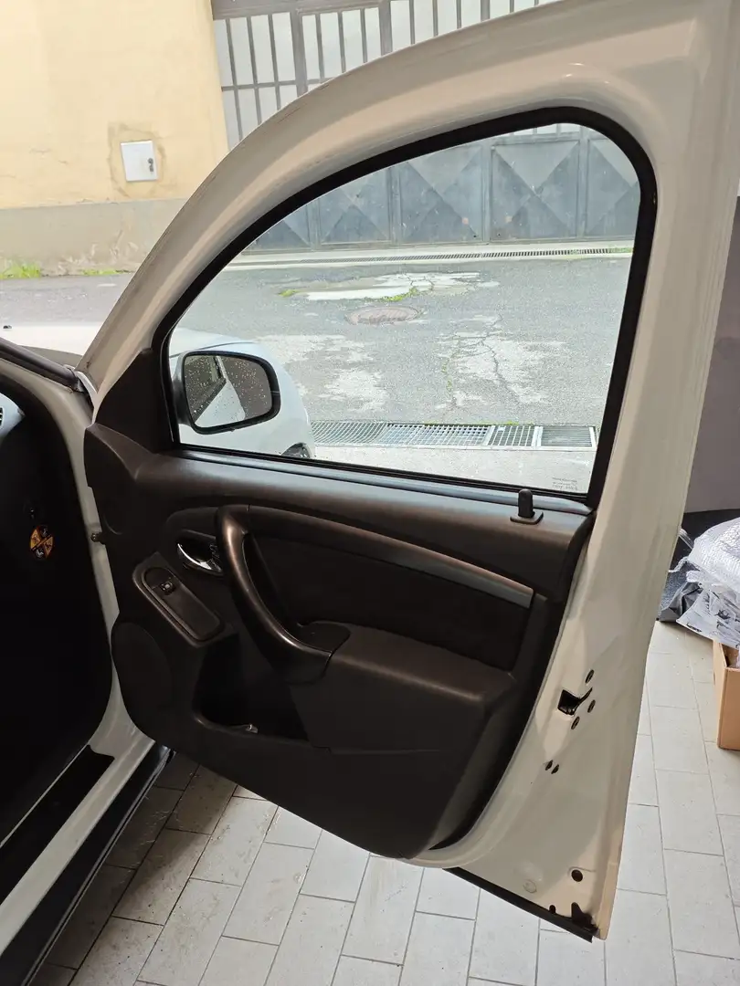 Dacia Duster 1.5 dci Prestige 4x2 s&s 110cv E6 - 2