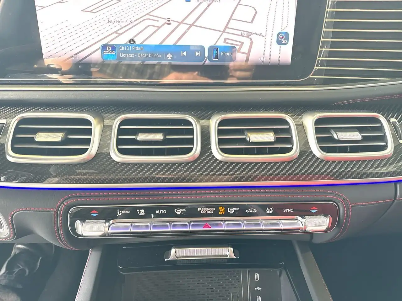 Mercedes-Benz GLE снимка Mercedes-Benz GLE