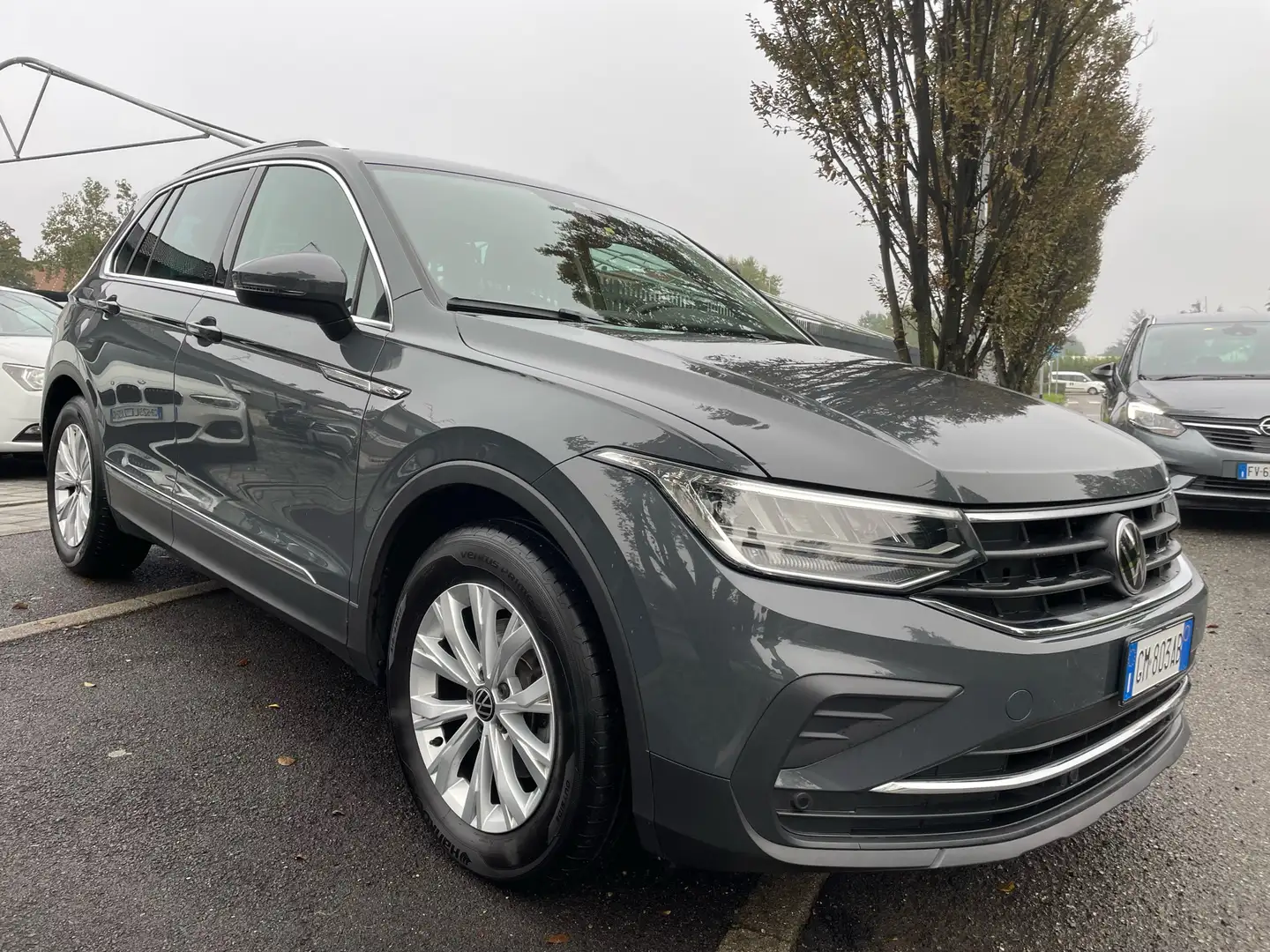 Volkswagen Tiguan 1.5 tsi Elegance 150cv dsg Grau - 1