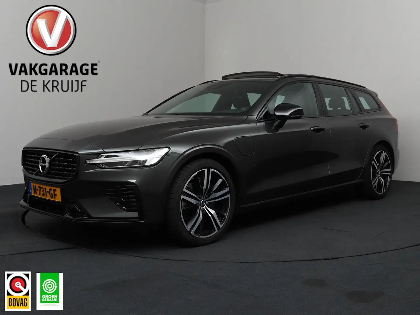 Volvo V60 2.0 T6 Recharge AWD R-Design | Panoramadak | Camer Gris - 1