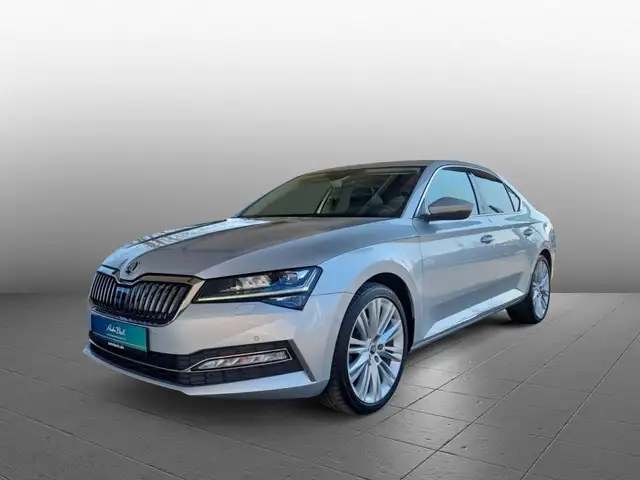 Skoda Superb L&K 2.0TDI DSG Navi ACC LED AHK EPH