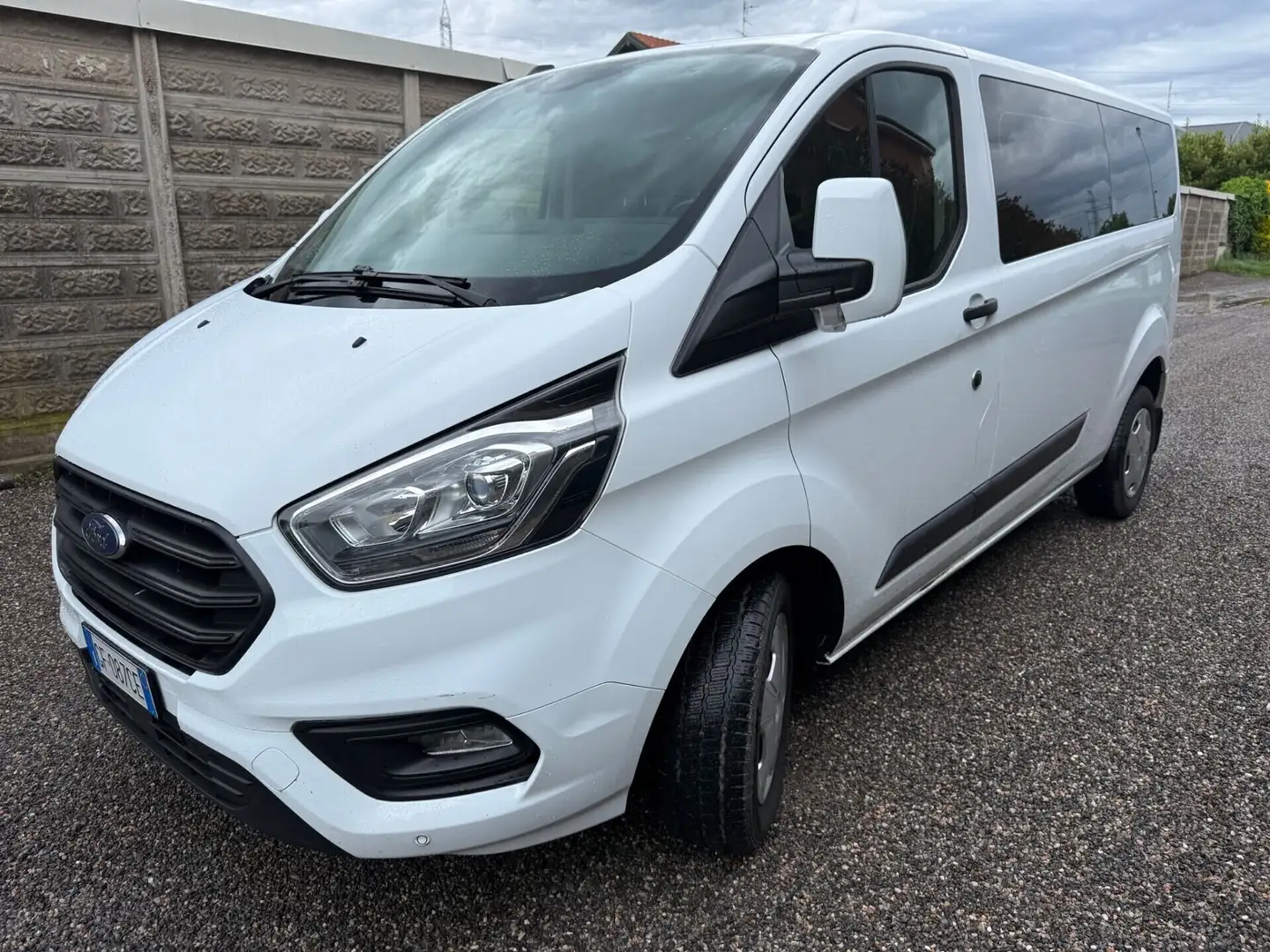 Ford Tourneo Custom Tourneo Custom Combi 320 2.0 EcoBlue 130CV PL Bianco - 1