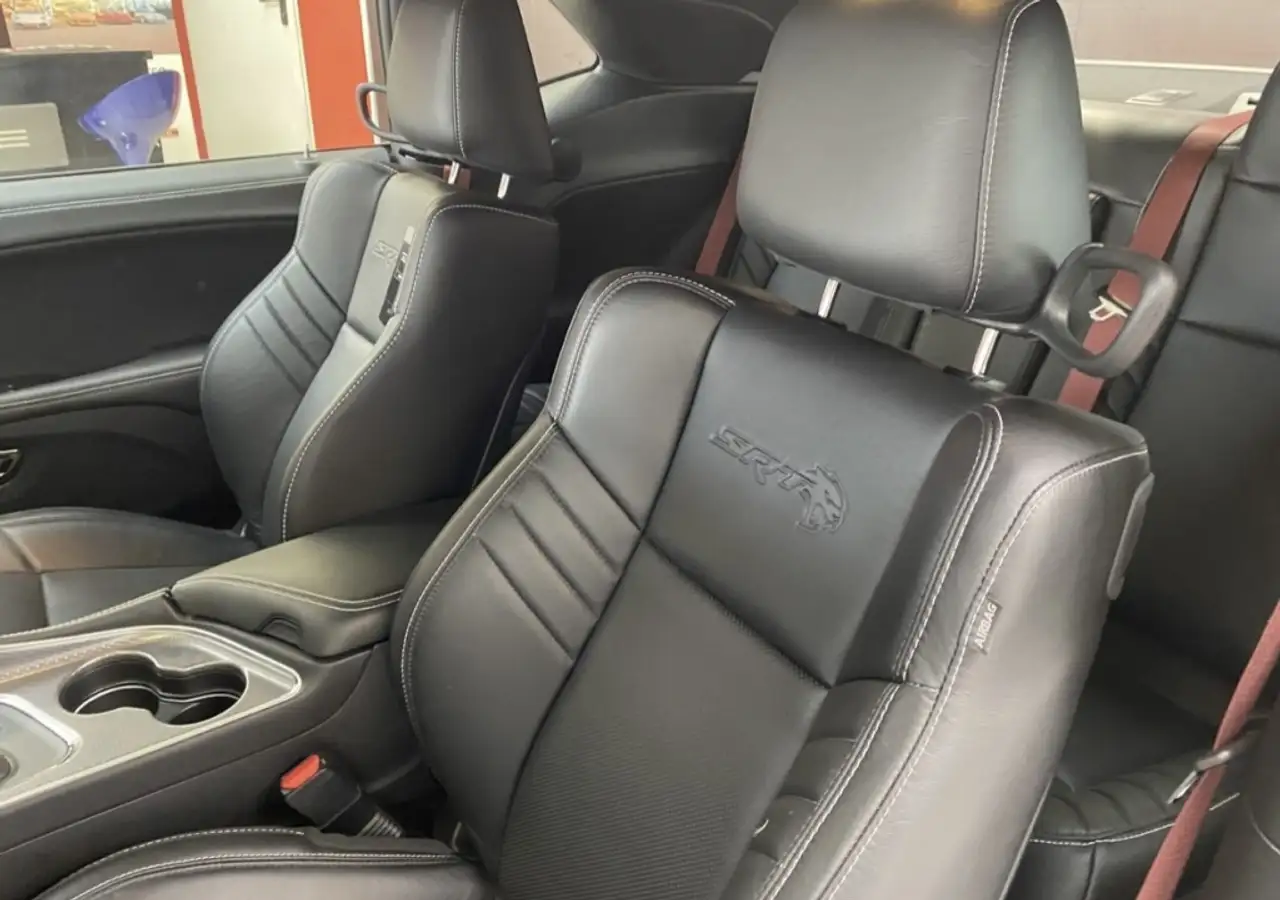 Dodge Challenger 2025 — фото 14