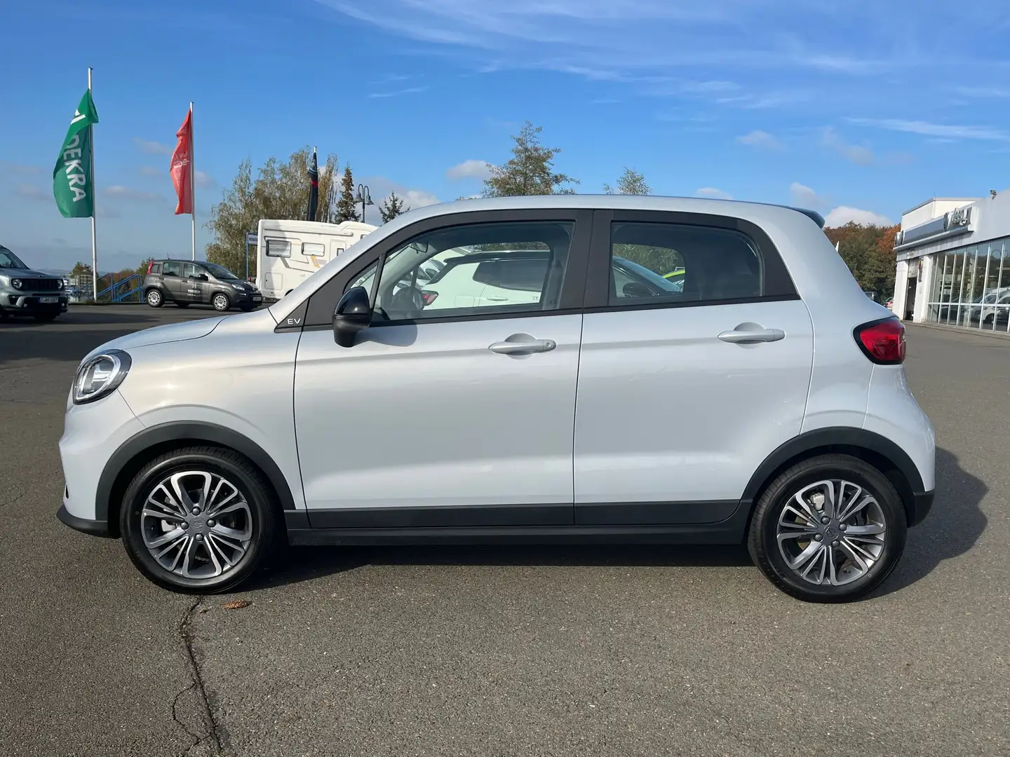 Leapmotor T03 70 kW BEV - sofort Verfügbar Bleu - 2