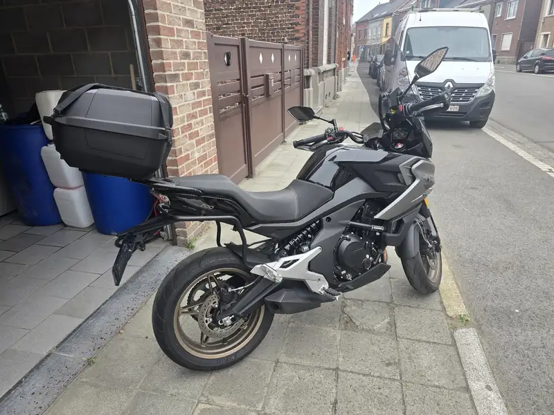 CFMOTO 700 MT - foto 2
