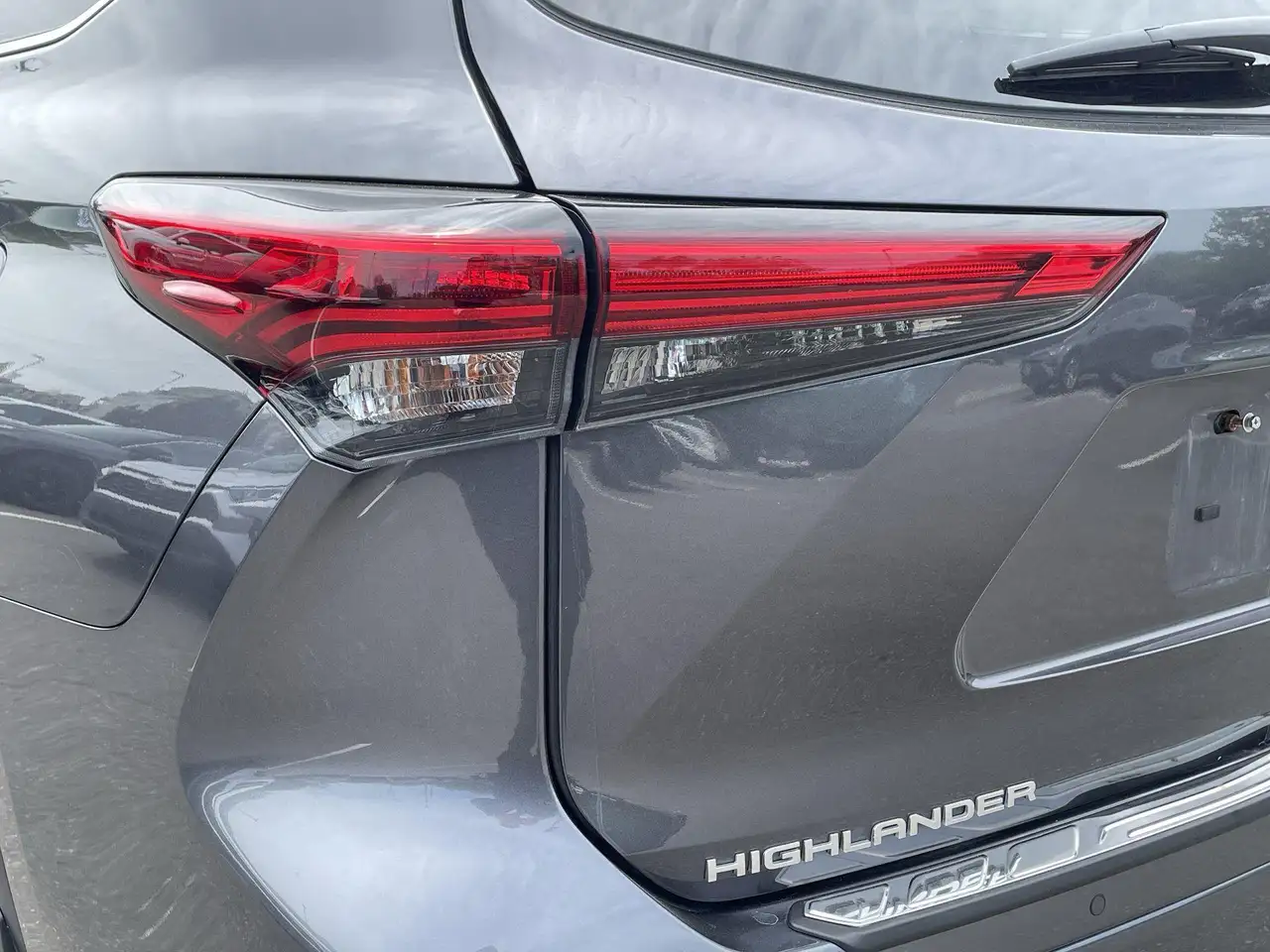 Toyota Highlander снимка Toyota Highlander