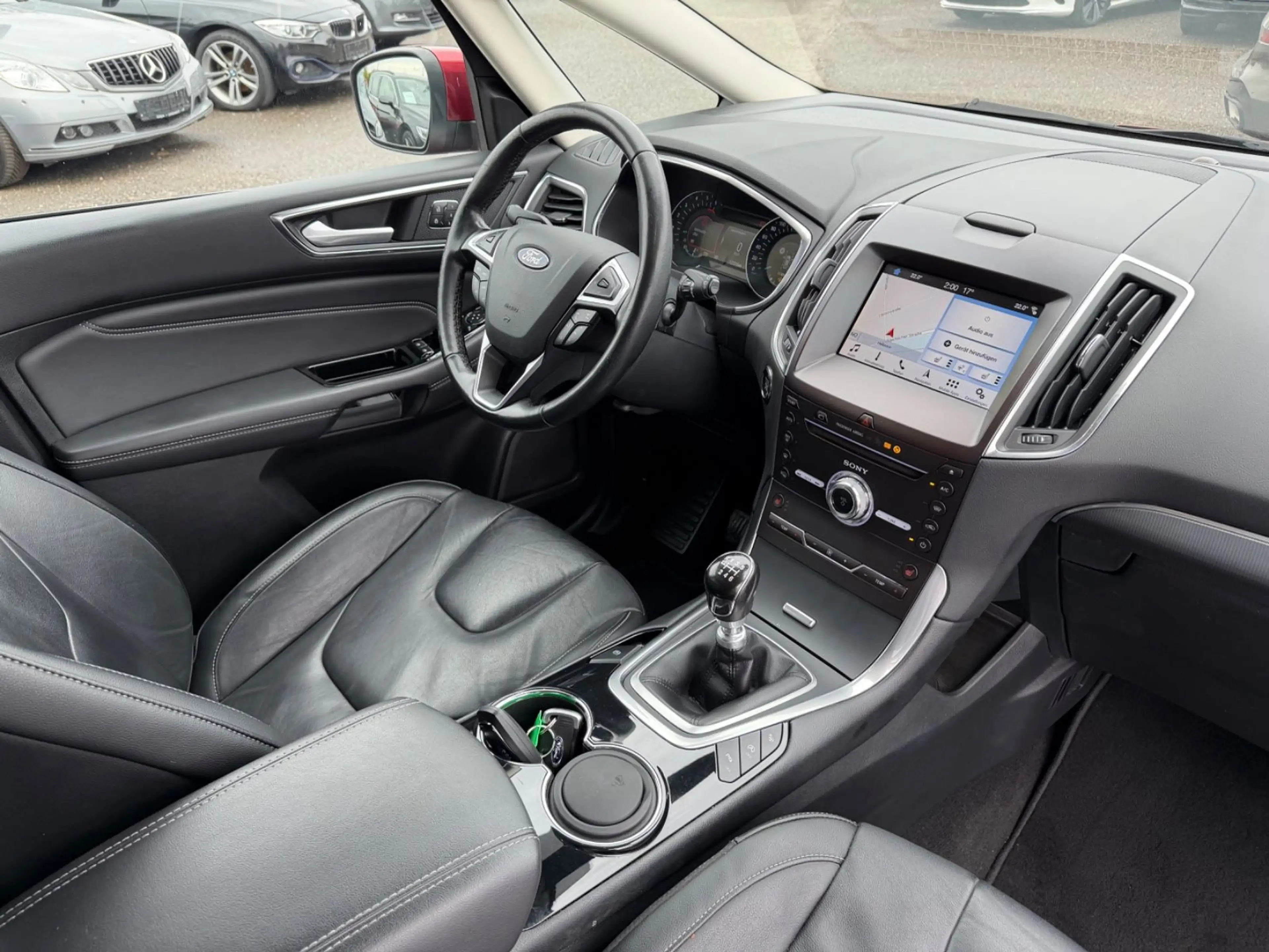 Ford S-Max Titanium Navi Xenon LED 7-Sitzer Kamera E6 — photo 12