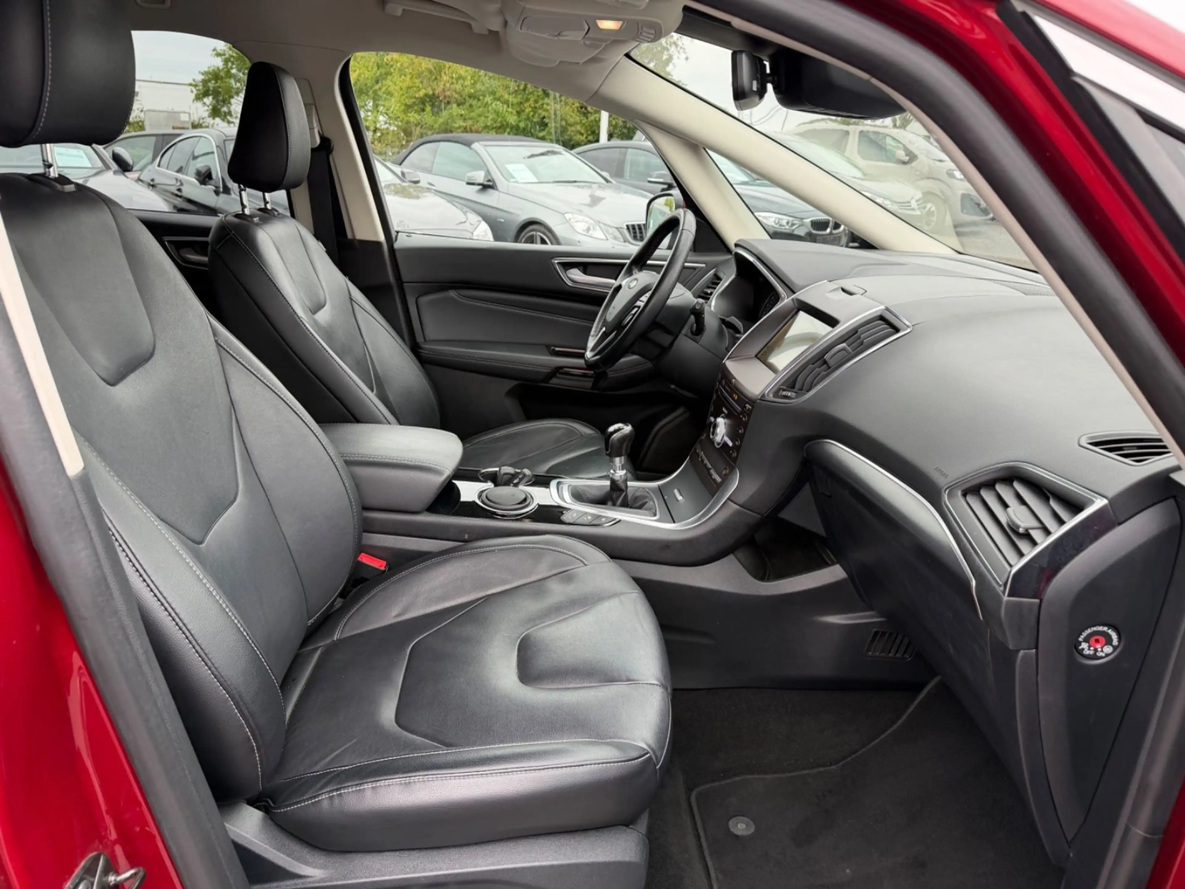 Ford S-Max Titanium Navi Xenon LED 7-Sitzer Kamera E6 — photo 11