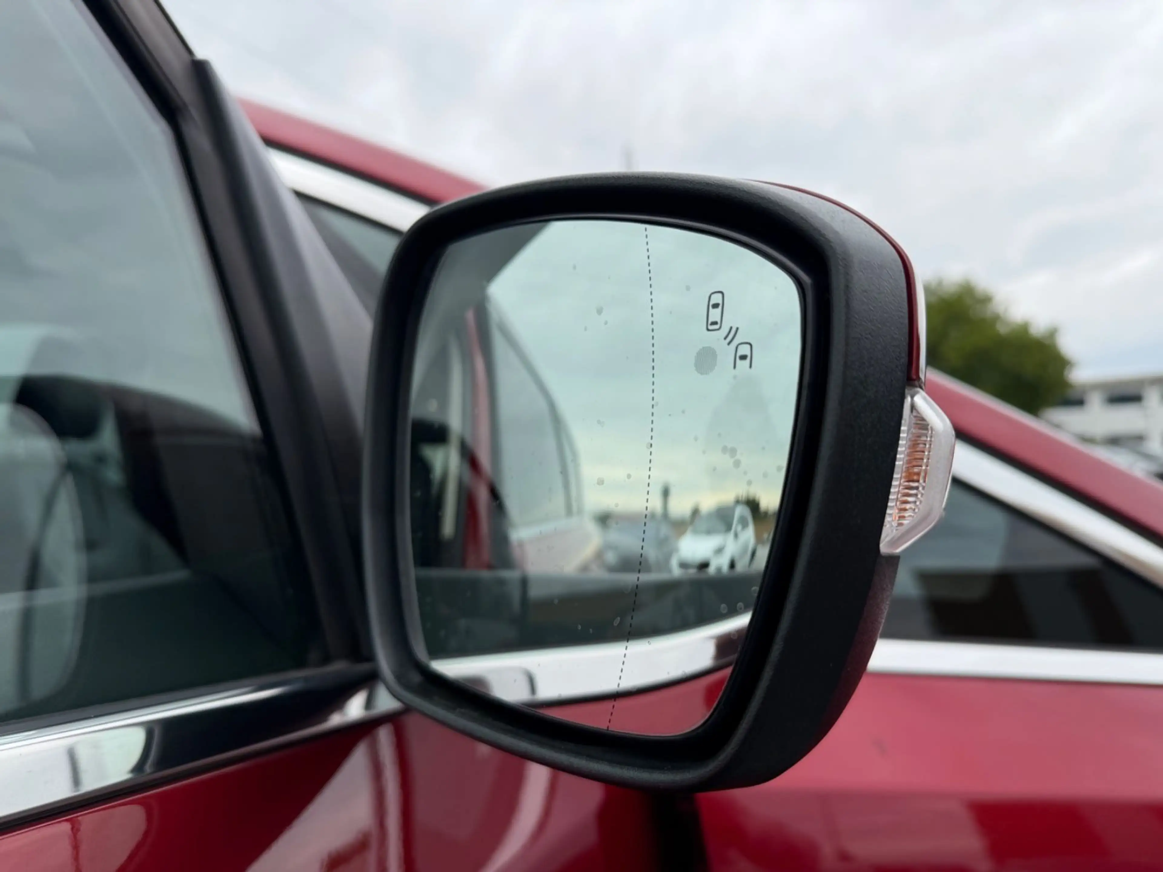 Ford S-Max Titanium Navi Xenon LED 7-Sitzer Kamera E6 — photo 9
