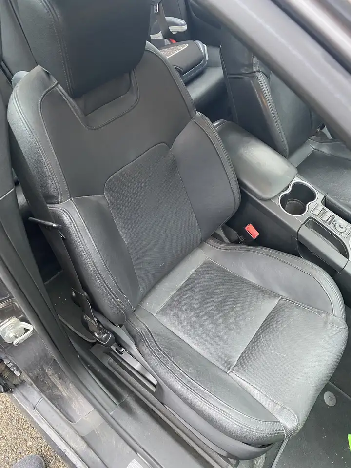 Pontiac G8 снимка Pontiac G8