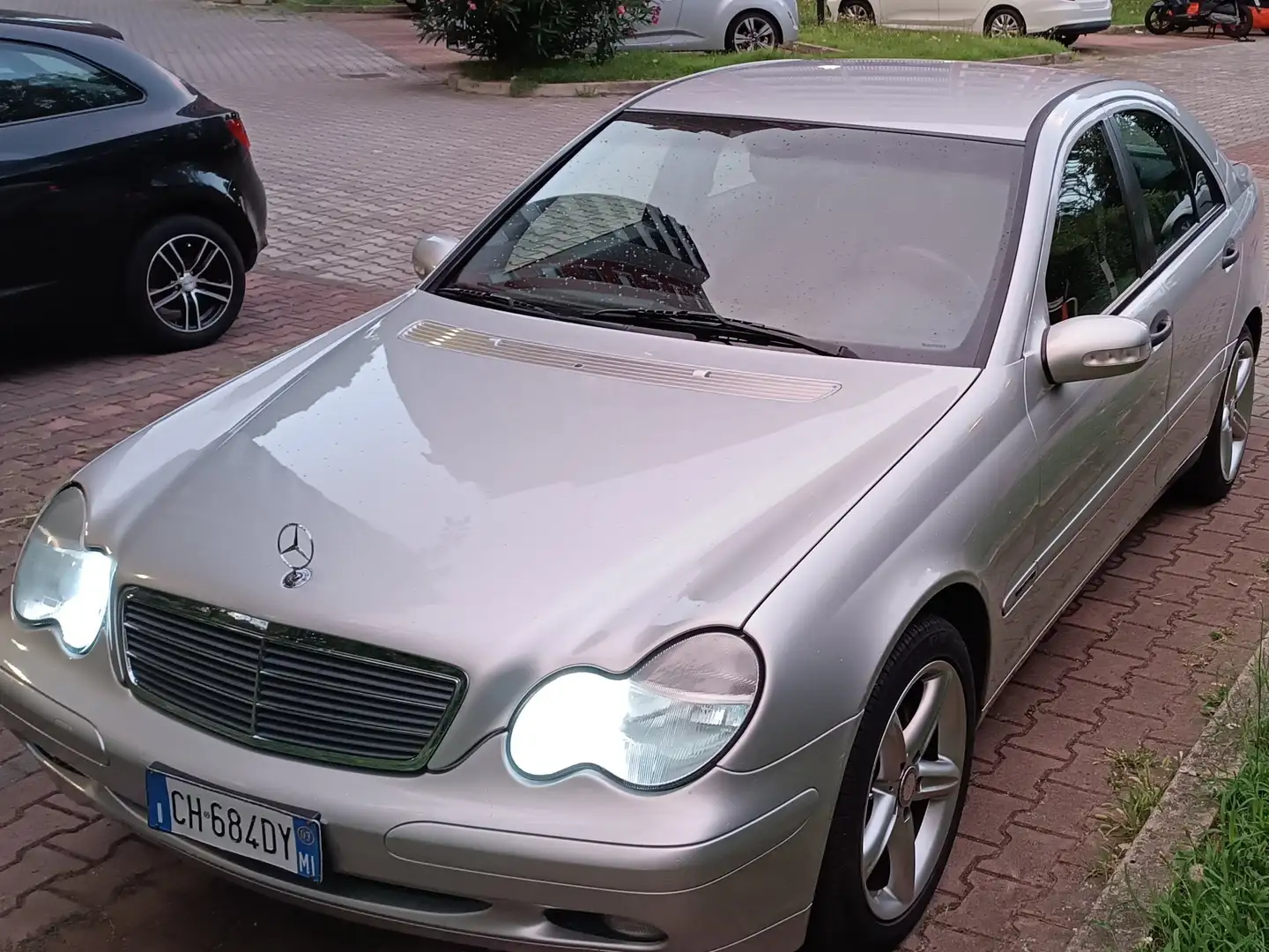 Mercedes-Benz C 180 Classe C - W203 2000 Berlina k tps Classic Argento - 1