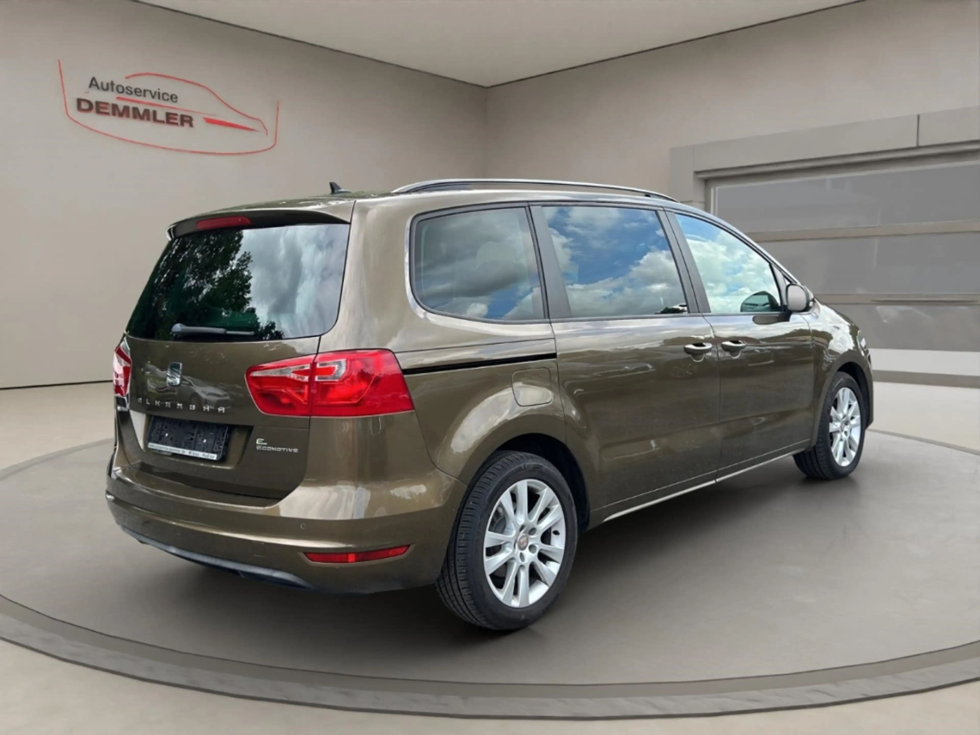 SEAT Alhambra Style,AHK,Xenon,Climatronic,Dach+Schiebetüren elek — photo 5