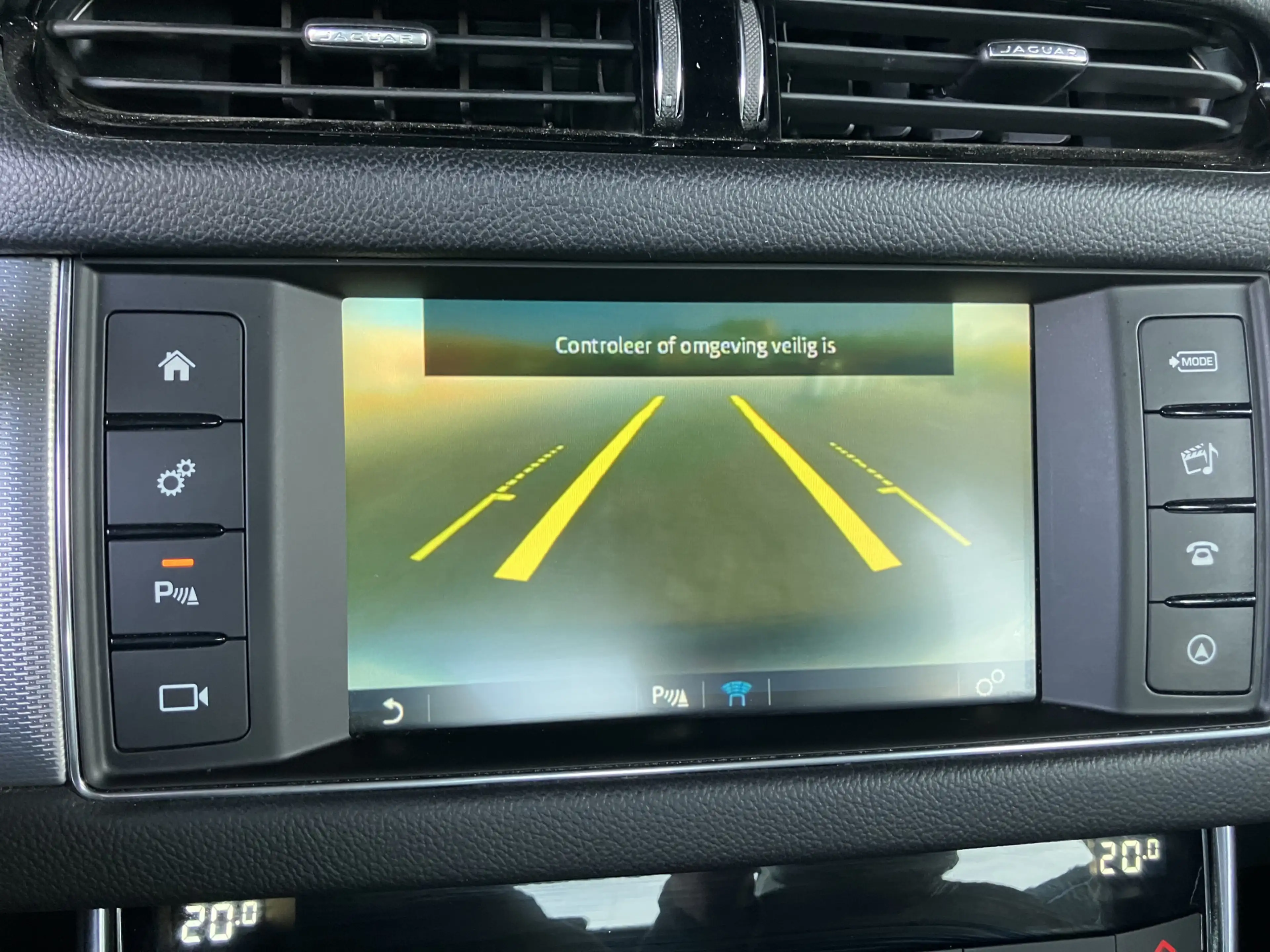 Jaguar XF 2.0d Pure XENON-LED-LEDER — photo 9