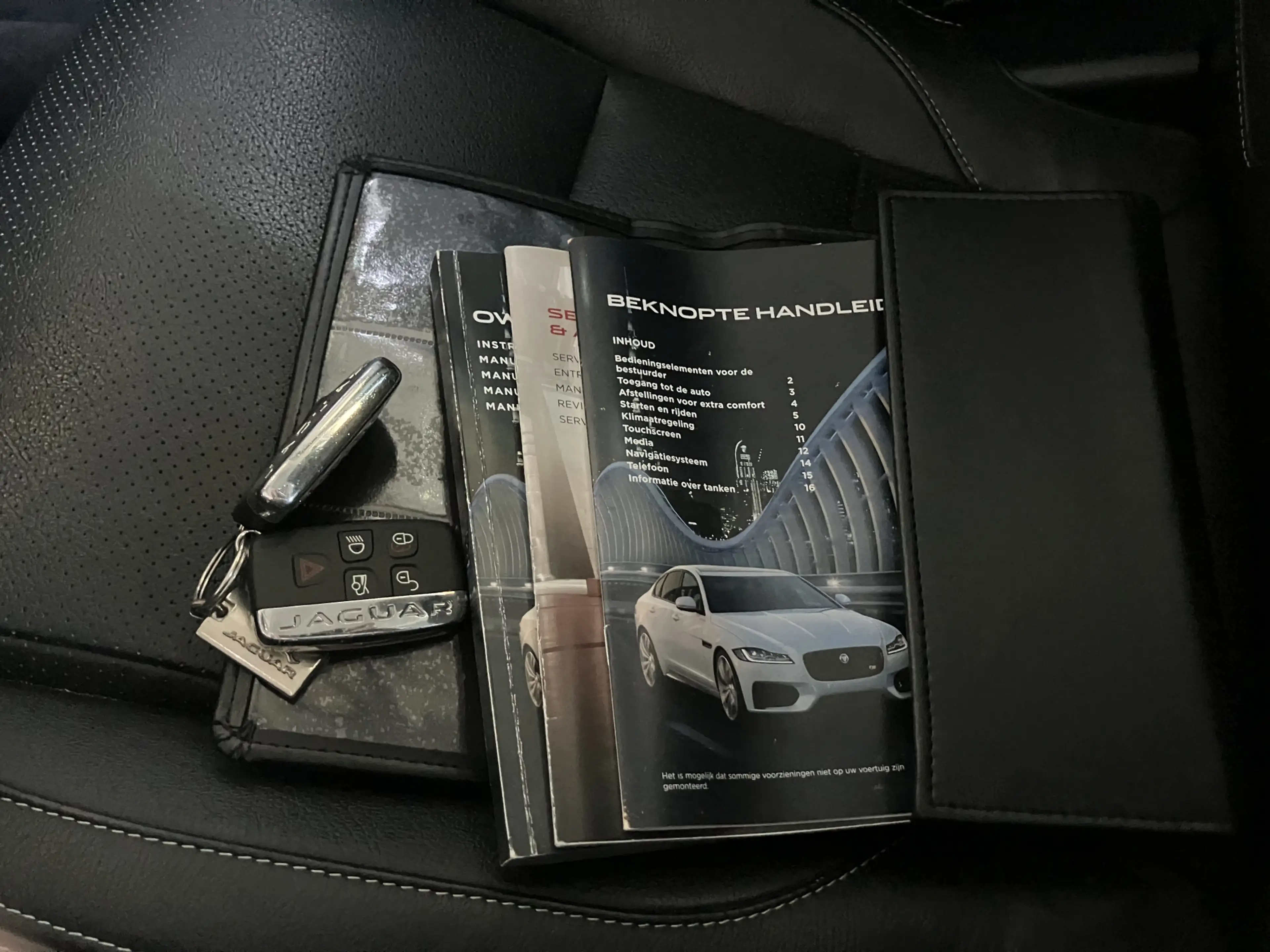 Jaguar XF 2.0d Pure XENON-LED-LEDER — photo 11