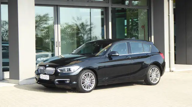 BMW 118 d 5p. Urban Automatico