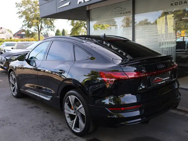 Audi E-Tron view 7