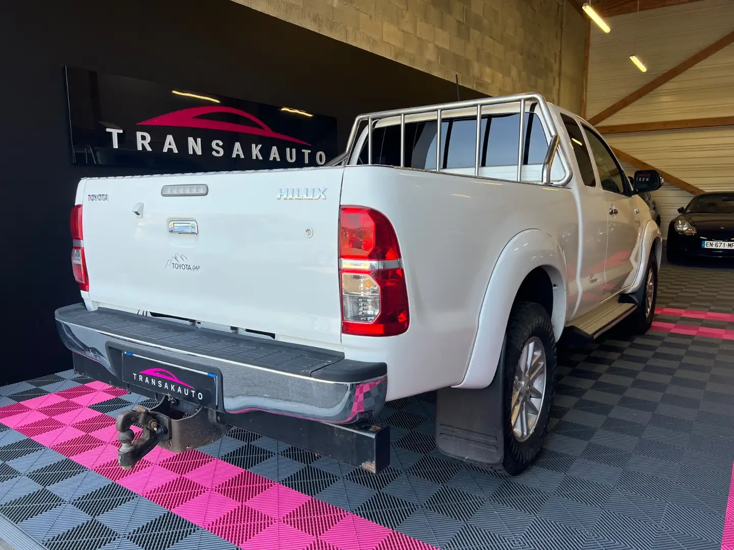 Toyota Hilux LEGENDE Blanc - 2