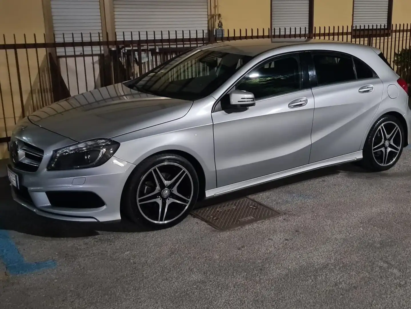 Mercedes-Benz A 200 Classe A - W176cdi Sport auto Grigio - 2