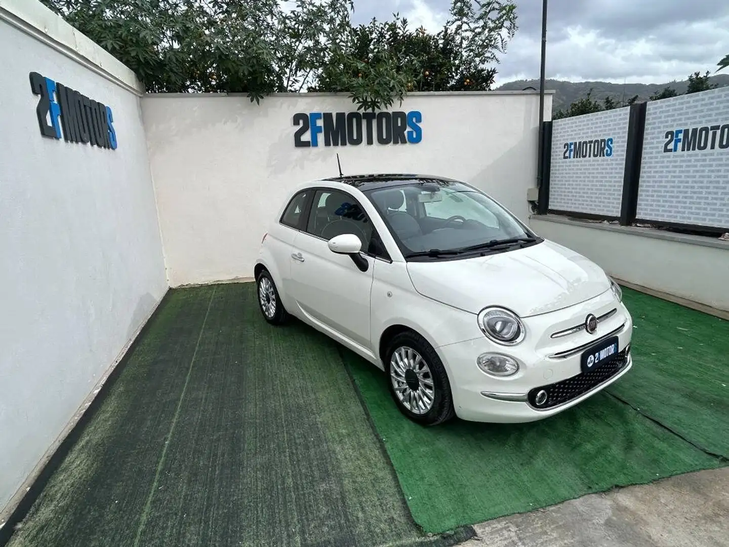 Fiat 500 1.3 mjt Lounge 95cv Weiß - 1