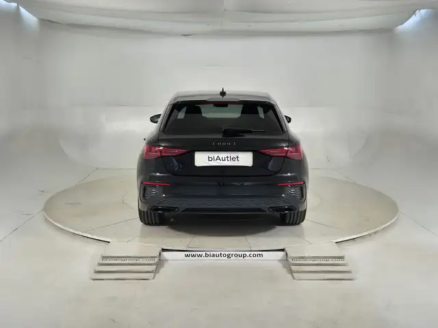 Audi A3 view 3