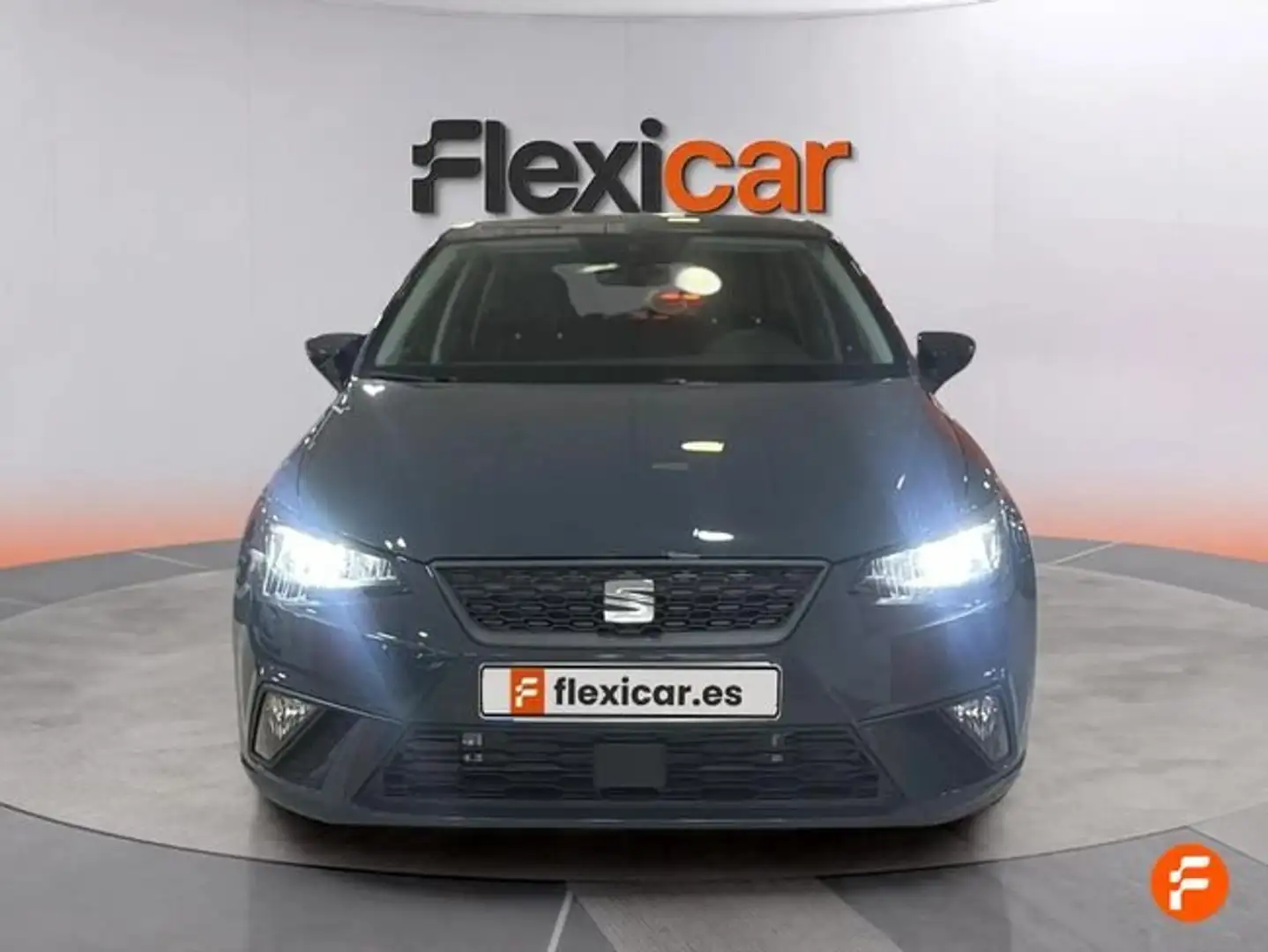 SEAT Ibiza 1.0 MPI S&S Style Salta 80 Gris - 2