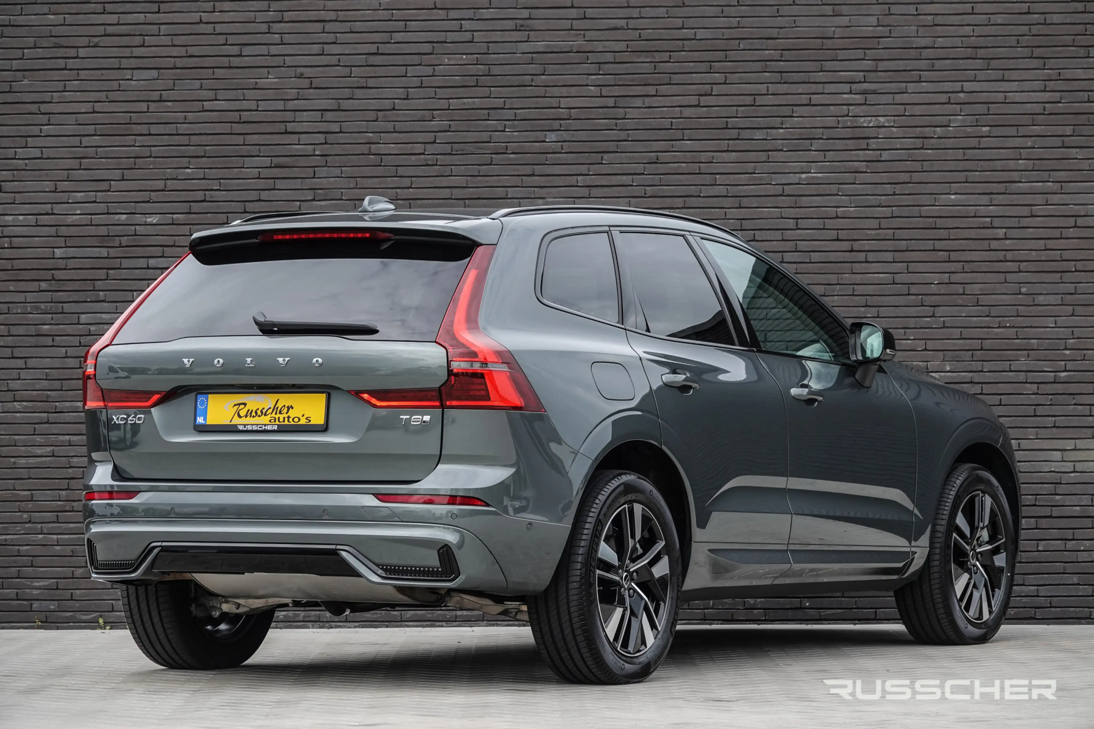 Volvo XC60 2.0 T8 456Pk | Plug-in hybrid | Plus Dark | AWD | — photo 49