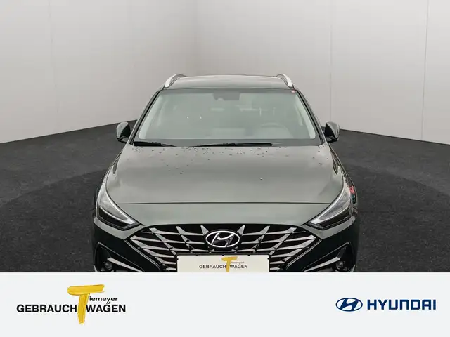 Hyundai I30 view 2