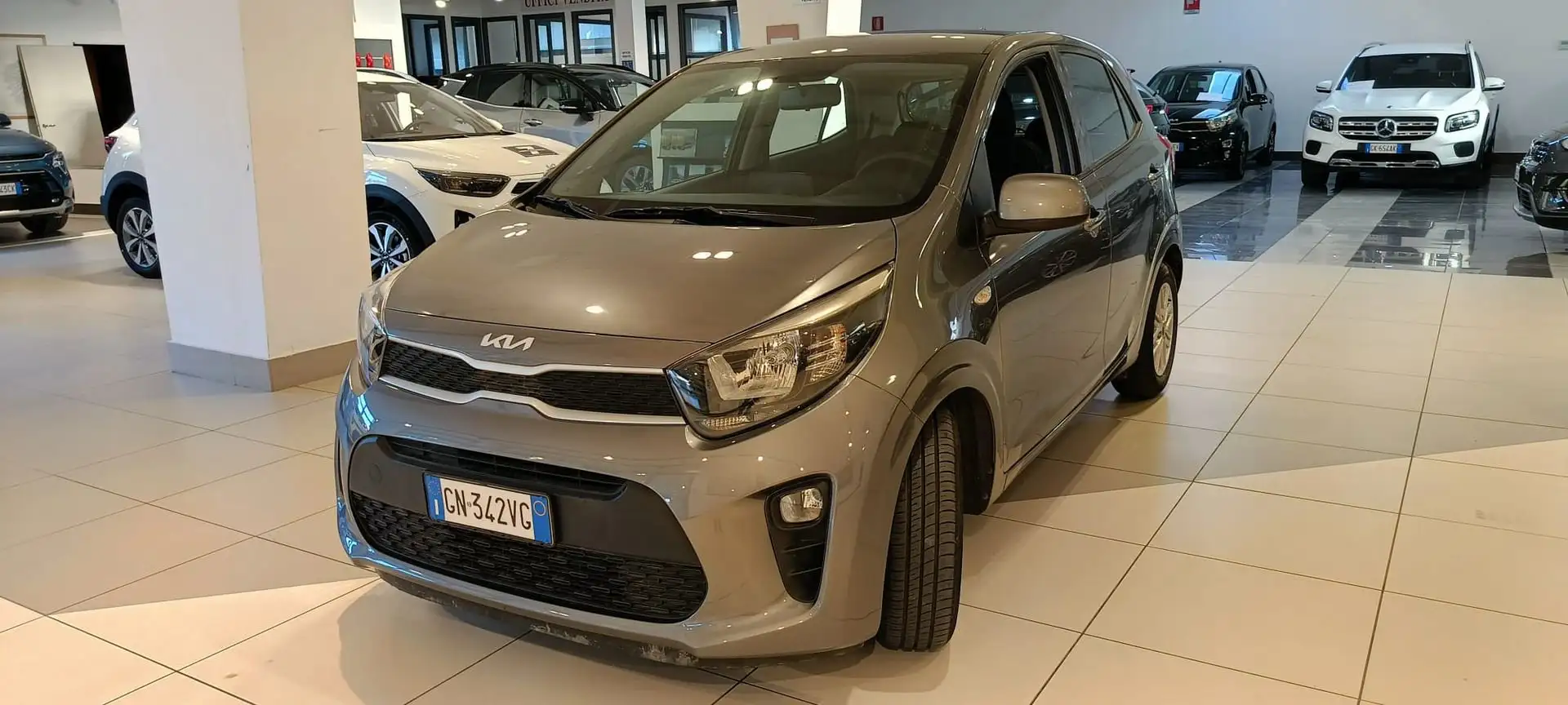 Kia Picanto Picanto 1.0 12V 5p. Urban Special Edition Grau - 1