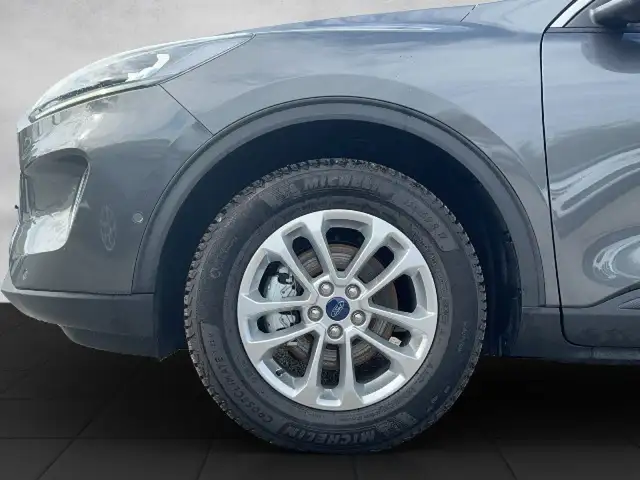 Ford Kuga view 5