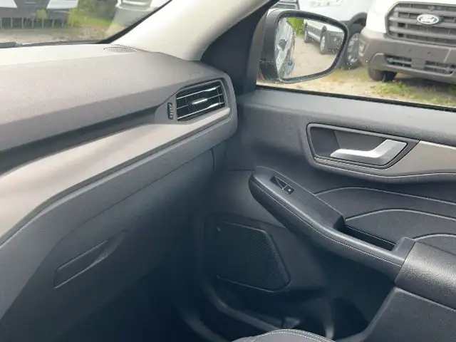 Ford Kuga view 14