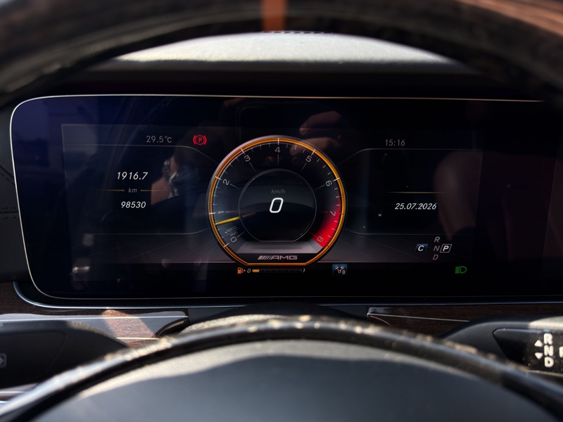 Mercedes-Benz E 63 AMG E 63s AMG*4M*PANO*BURM.HIGHEND*STDHZG*20Z"RKAM* — photo 9