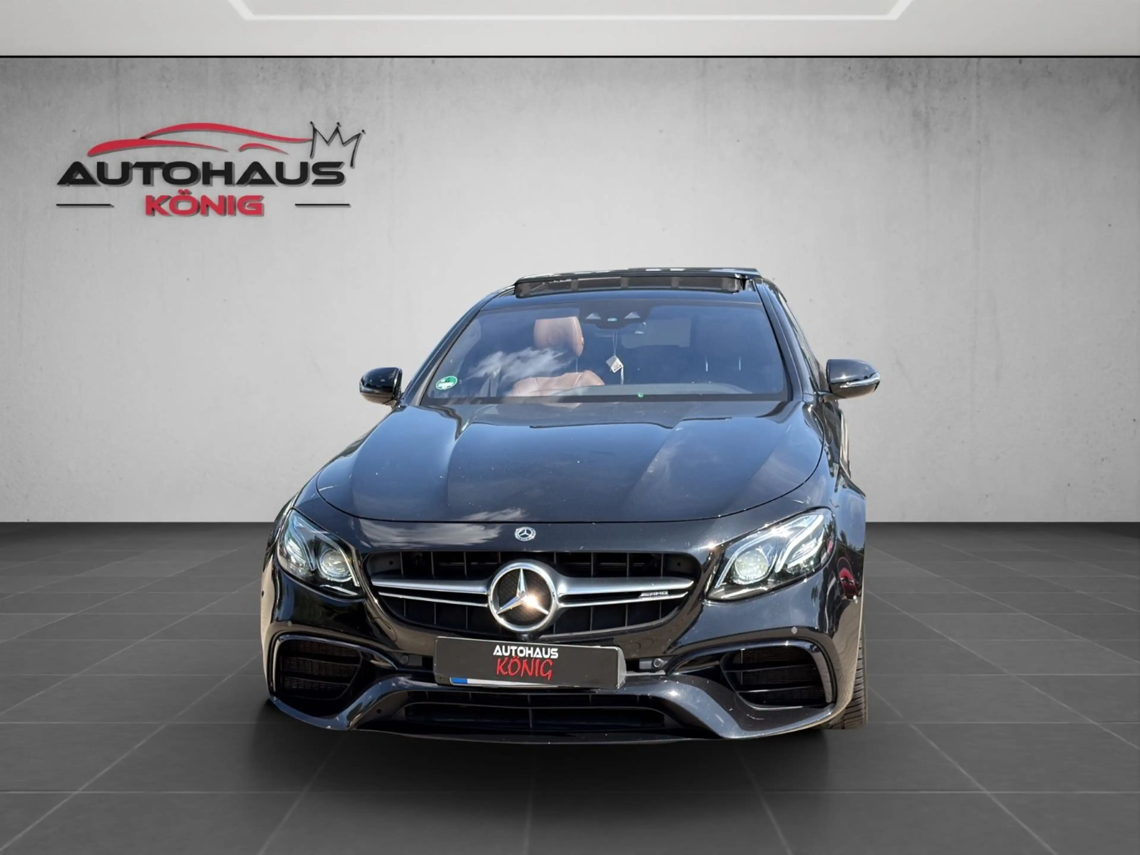 Mercedes-Benz E 63 AMG E 63s AMG*4M*PANO*BURM.HIGHEND*STDHZG*20Z"RKAM* — photo 3