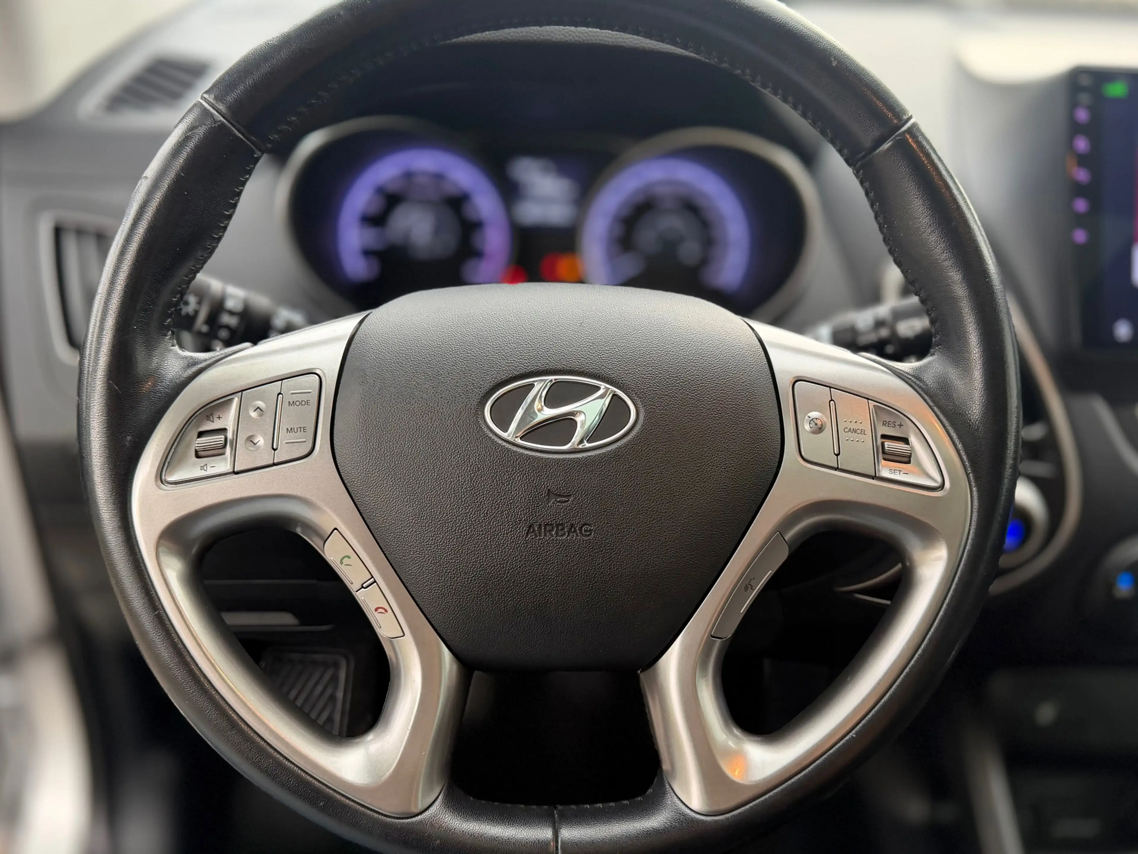 Hyundai iX35 2.0i i-Catcher * PANORAMA * APPLE CARPLAY * STOELV — photo 8