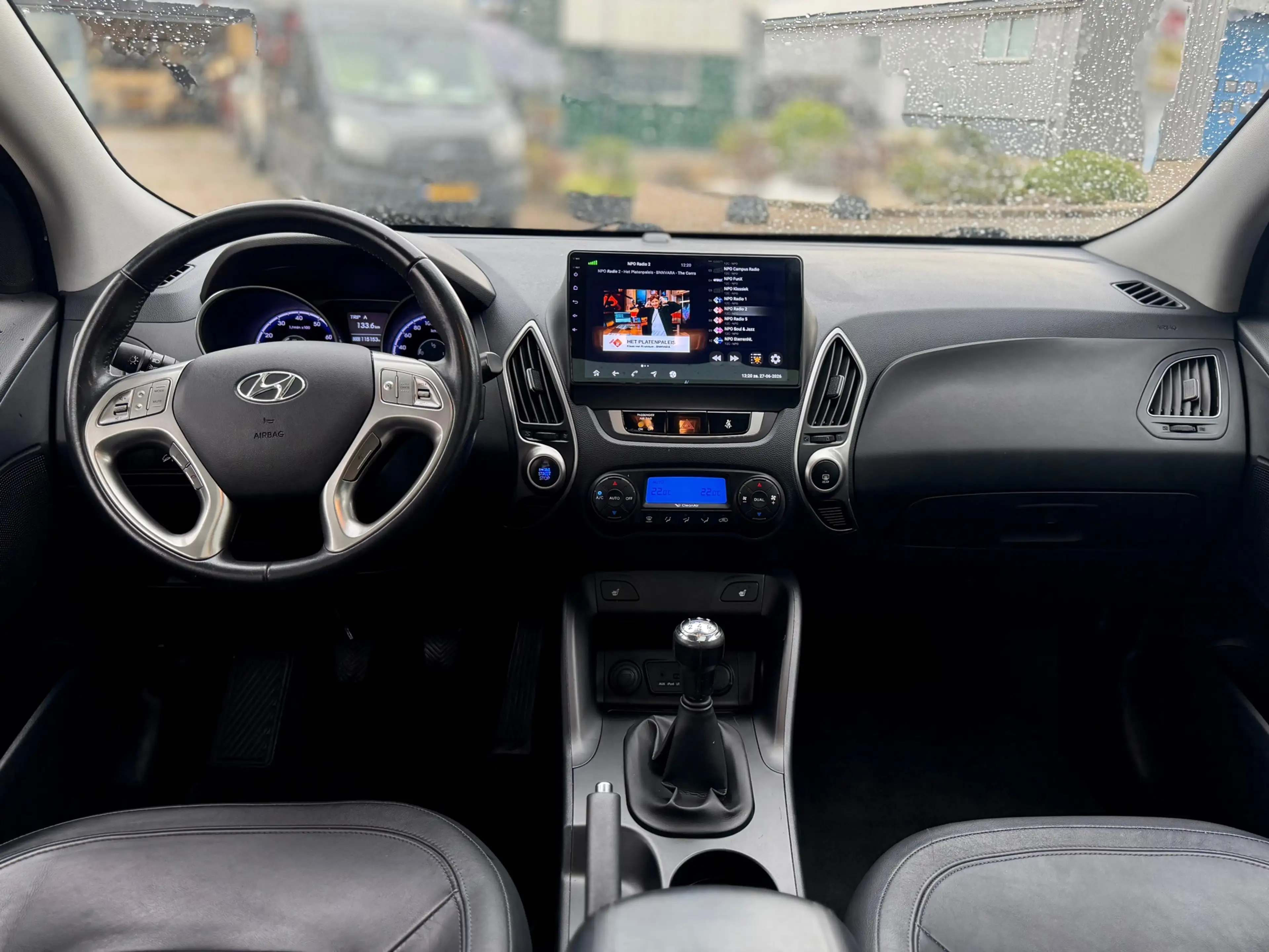 Hyundai iX35 2.0i i-Catcher * PANORAMA * APPLE CARPLAY * STOELV — photo 3