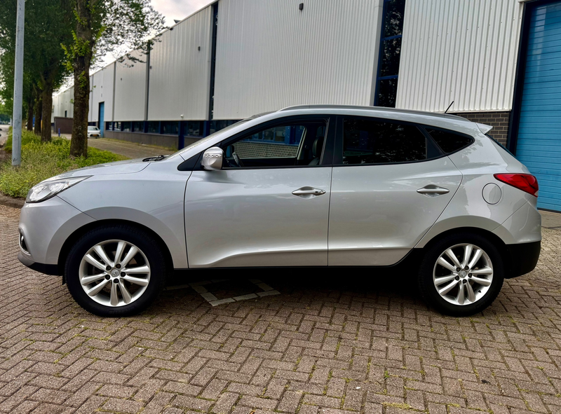Hyundai iX35 2.0i i-Catcher * PANORAMA * APPLE CARPLAY * STOELV — photo 14