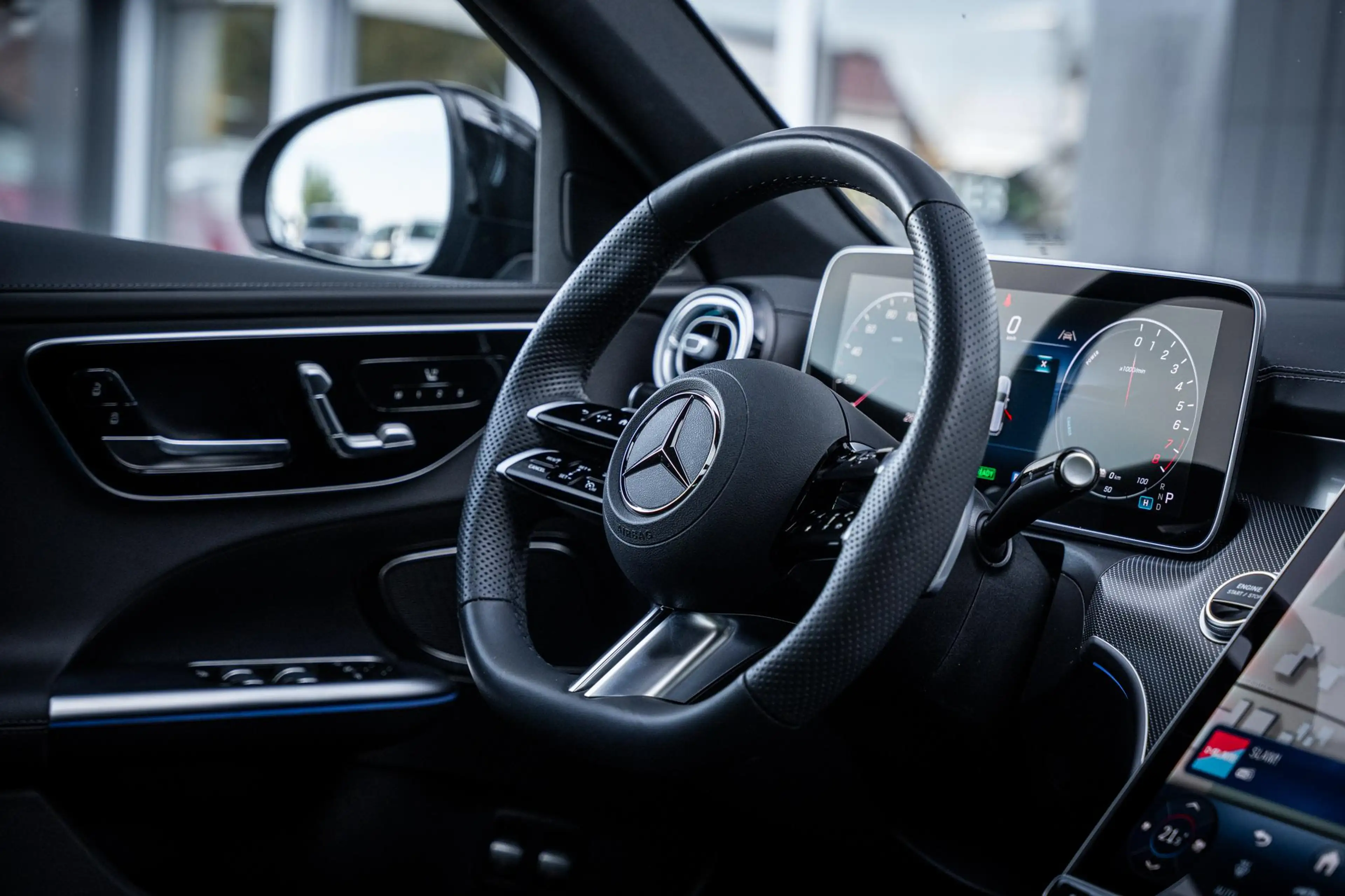 Mercedes-Benz C 300 Estate 300e AMG-Line Plus Fabrieksgarantie|Pano-da — photo 45