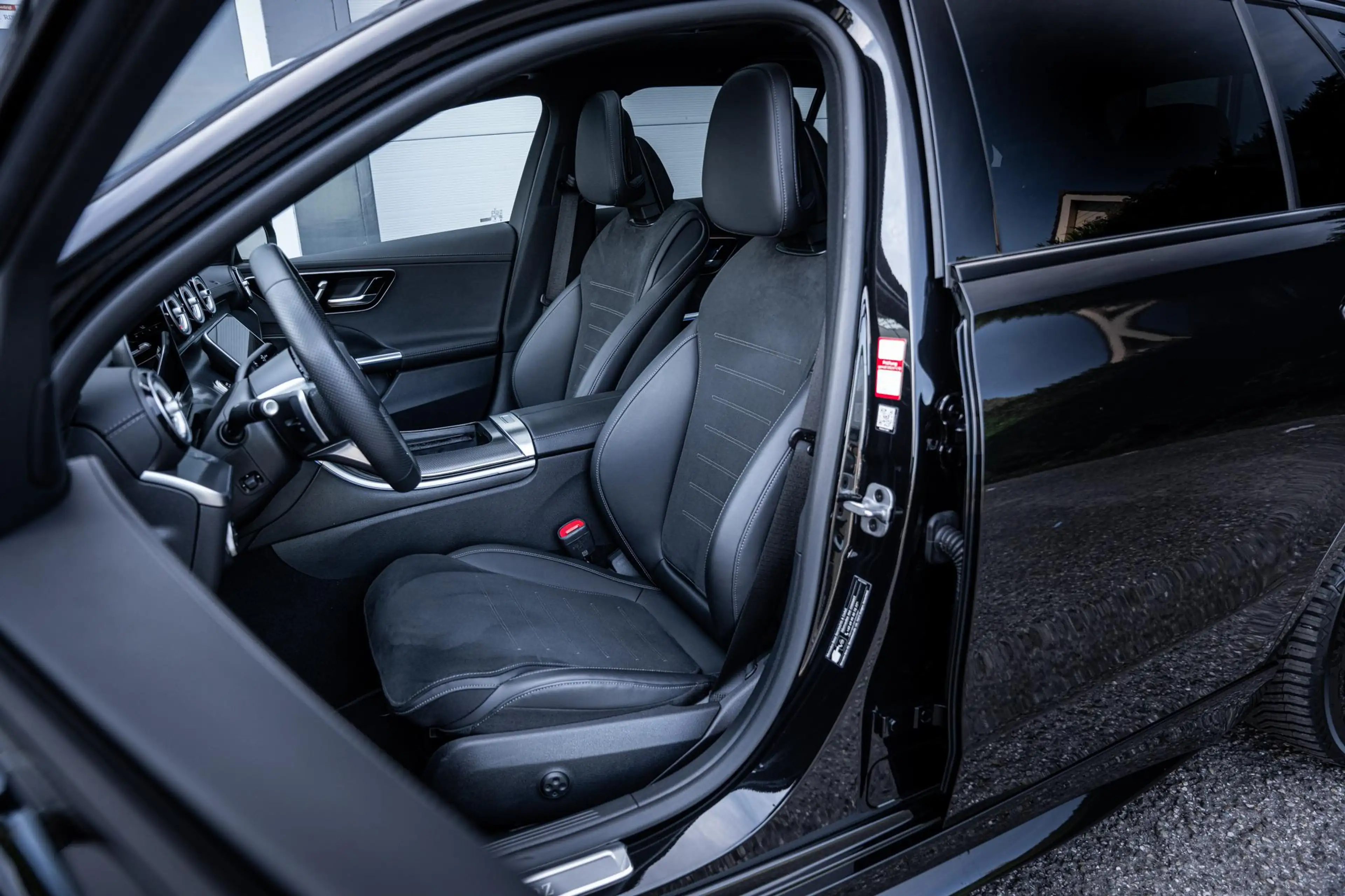 Mercedes-Benz C 300 Estate 300e AMG-Line Plus Fabrieksgarantie|Pano-da — photo 4