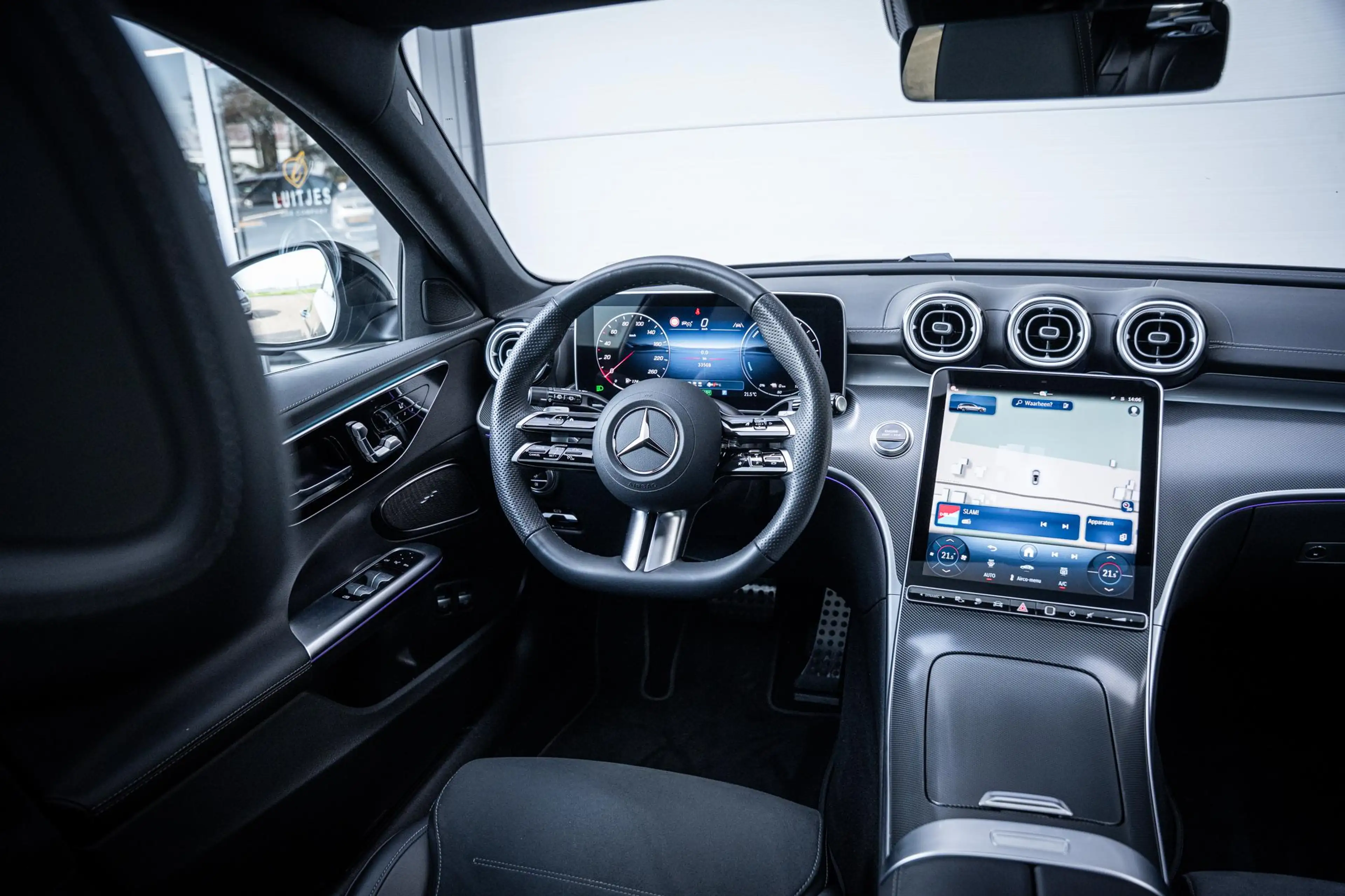 Mercedes-Benz C 300 Estate 300e AMG-Line Plus Fabrieksgarantie|Pano-da — photo 40