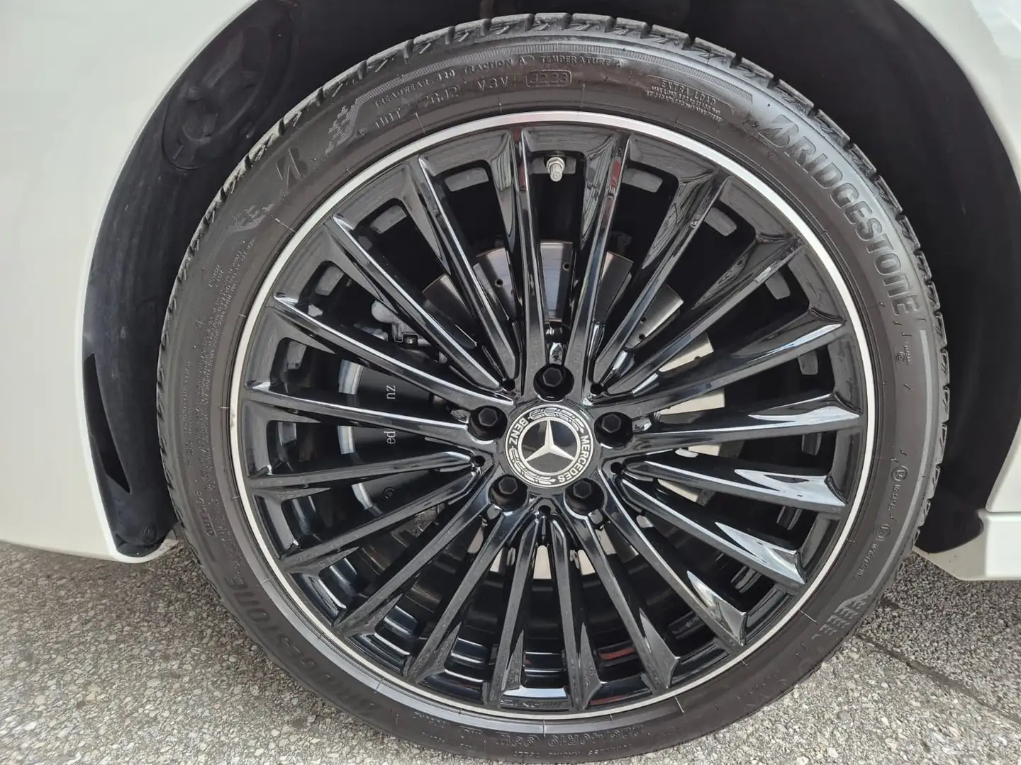 Mercedes-Benz CLA 250 E Shooting Brake/AMG/Night/Pano/Anhäng/Garantie Weiß - 2